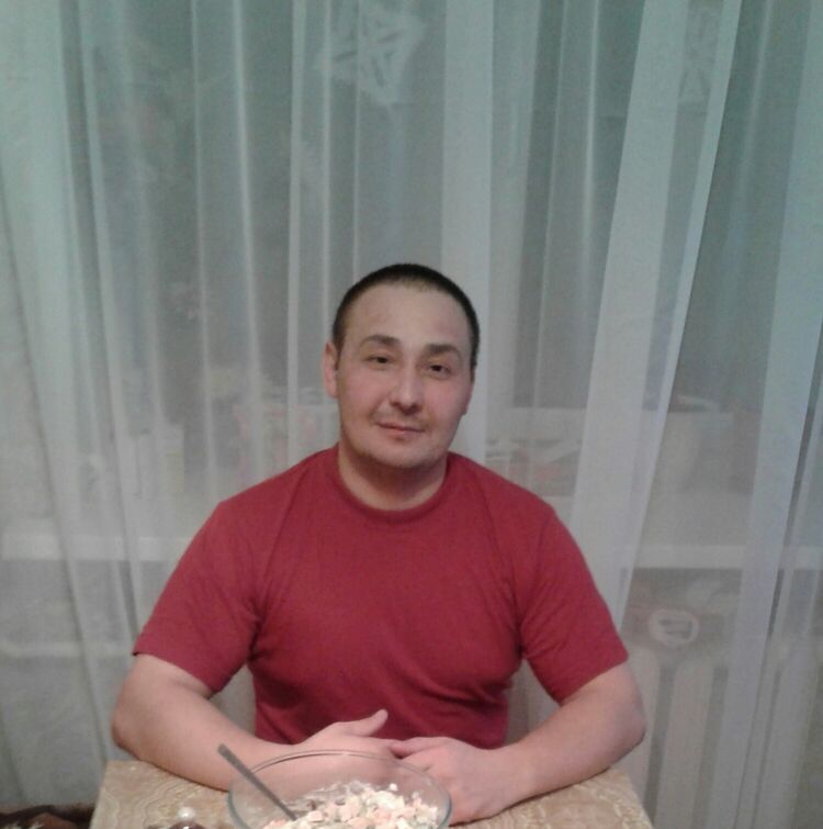  13512729  Nazil, 43 ,    