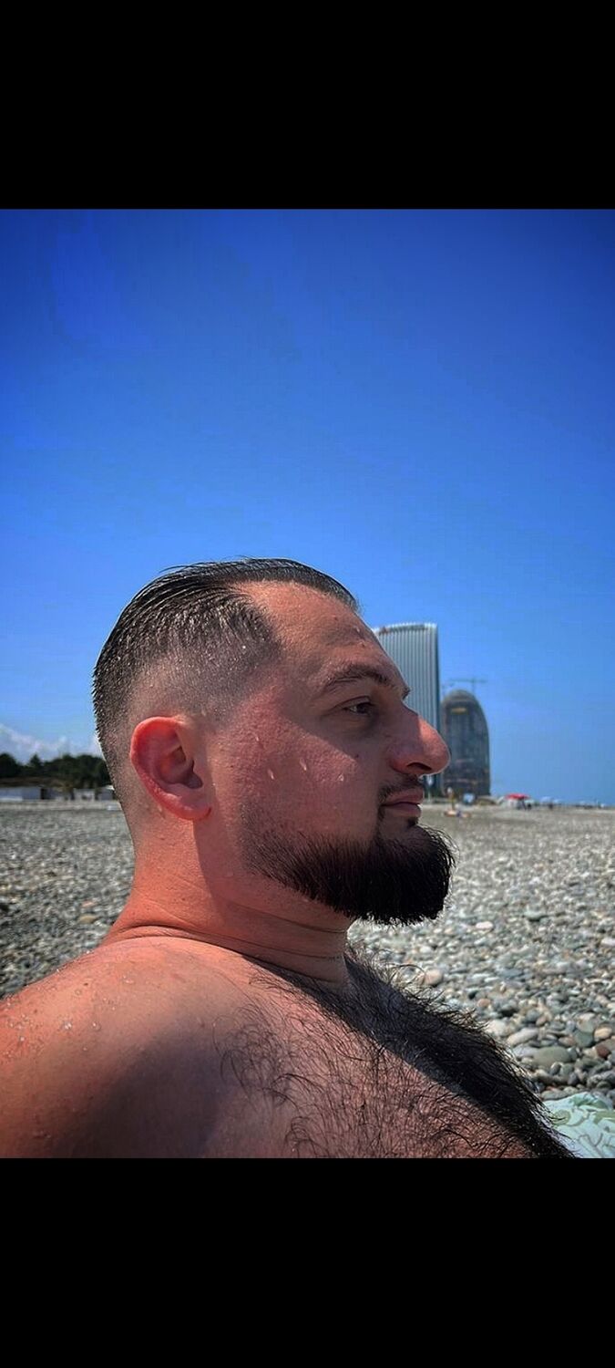  ,   Anri, 36 ,   c 