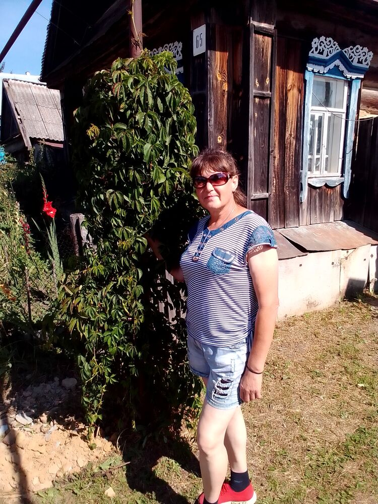  29278449  Larisa, 50 ,    
