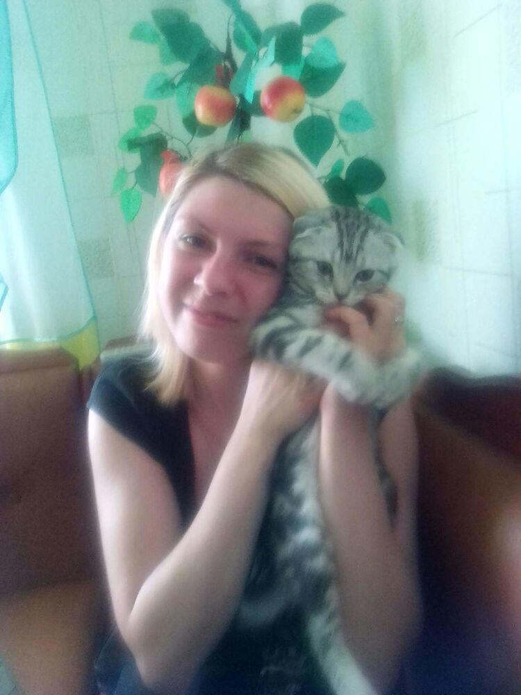  18867849  Katia, 39 ,    