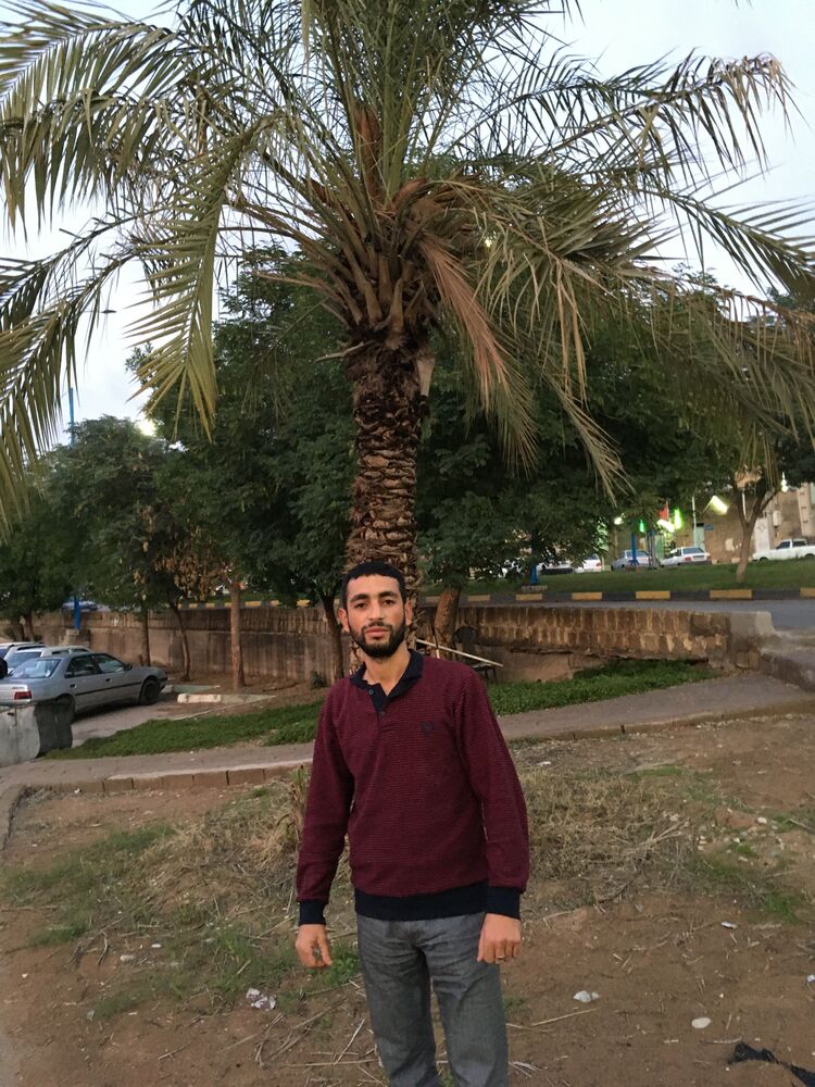  ,   Lyukan, 29 ,   ,   