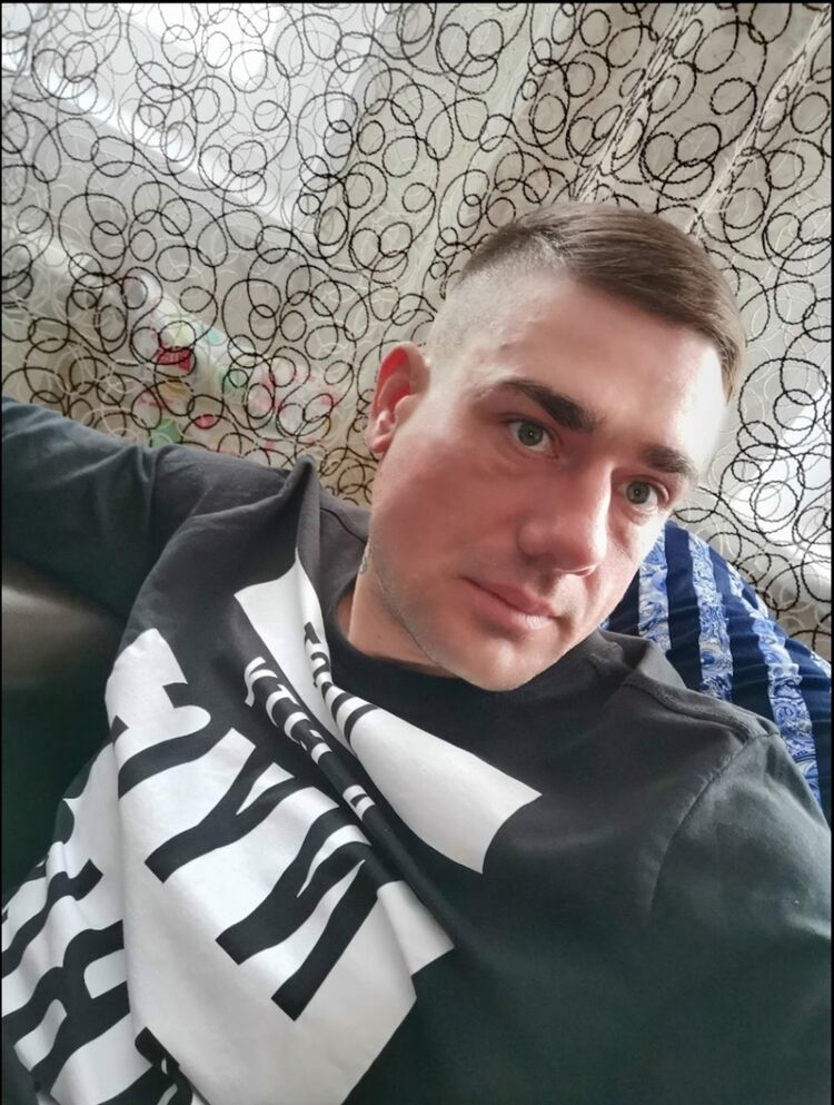  43565779  , 40 ,    
