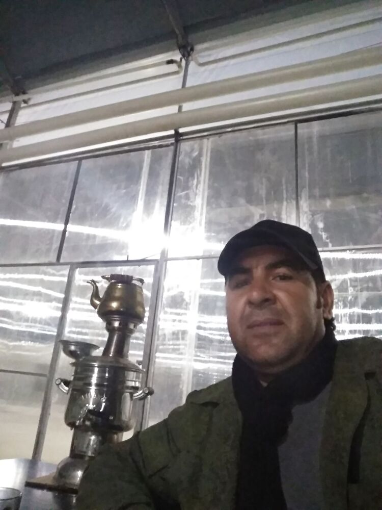  26167859  Elman, 39 ,    