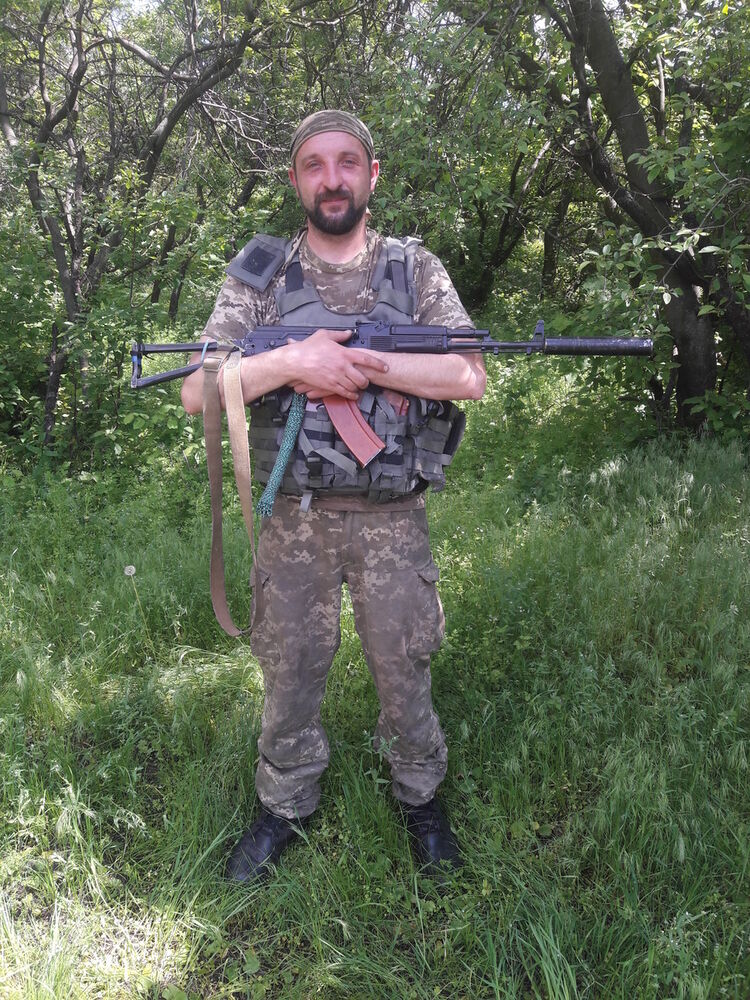  7479299  Viktor, 43 ,    