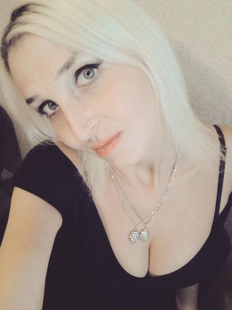  13567709  , 40 ,    