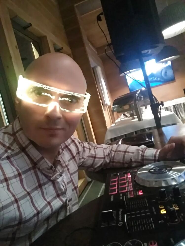  39309639  , 42 ,    