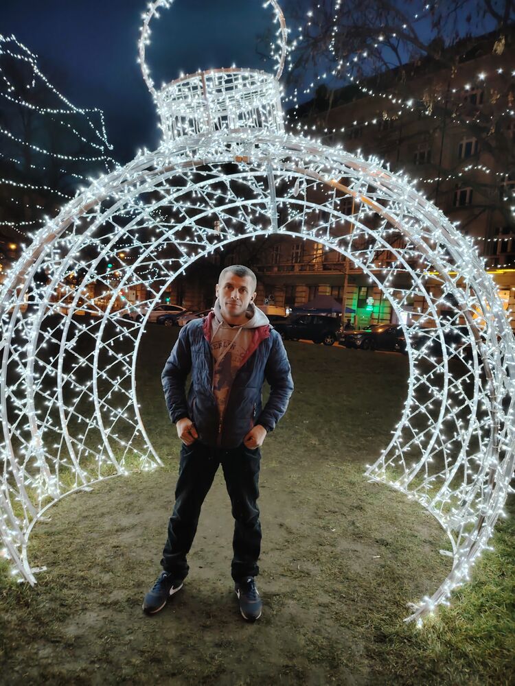  Dejvice,   Yaroslav, 43 ,   ,   