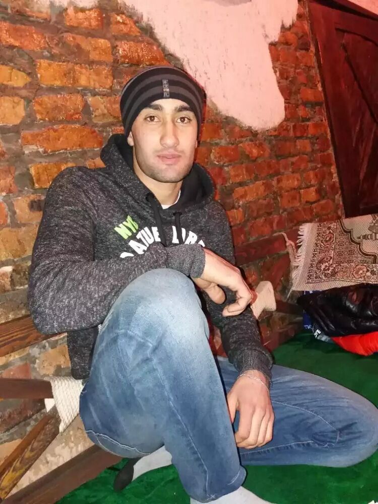  ,   , 32 ,   ,   