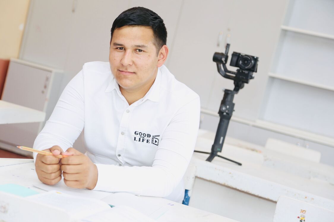  27677359  Shukur, 26 ,    