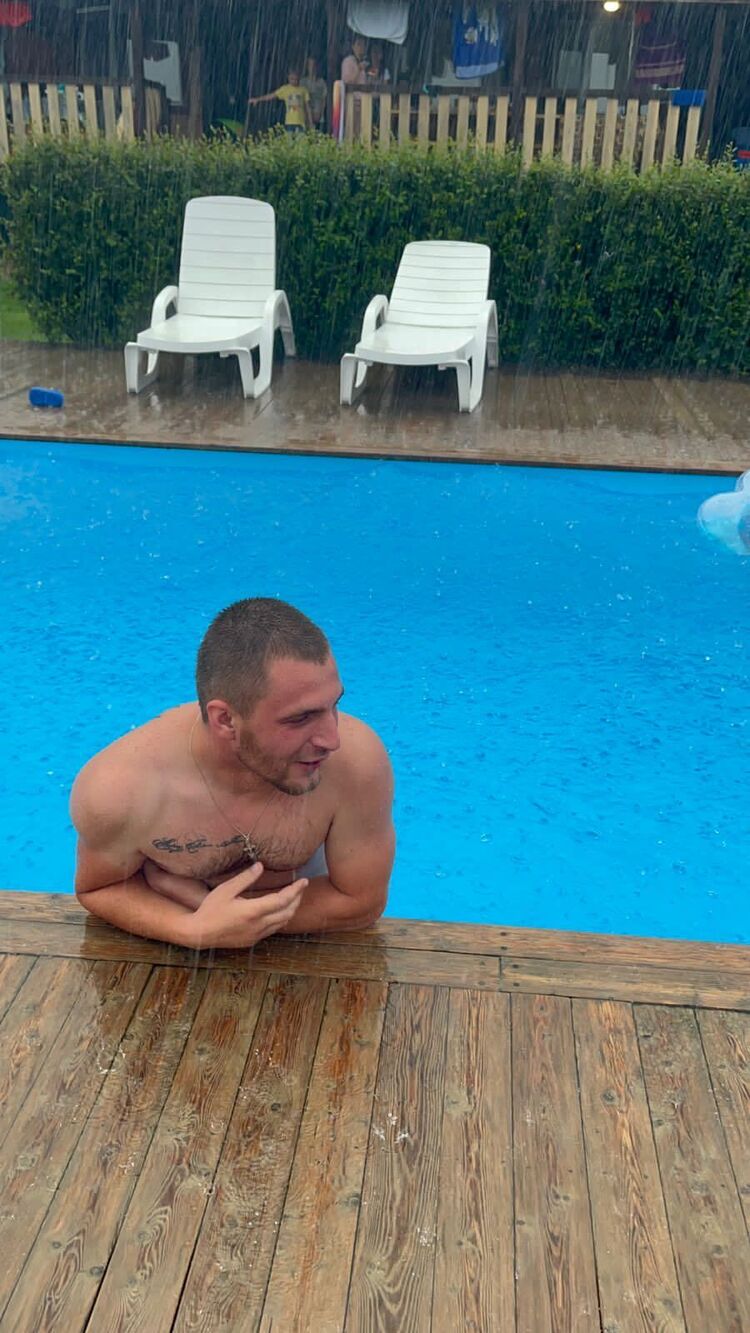  46792279  , 28 ,    