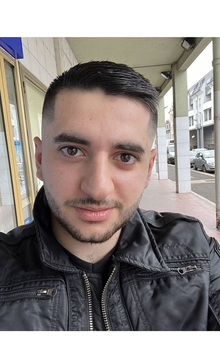  42354049  Artur, 25 ,    Pomorie