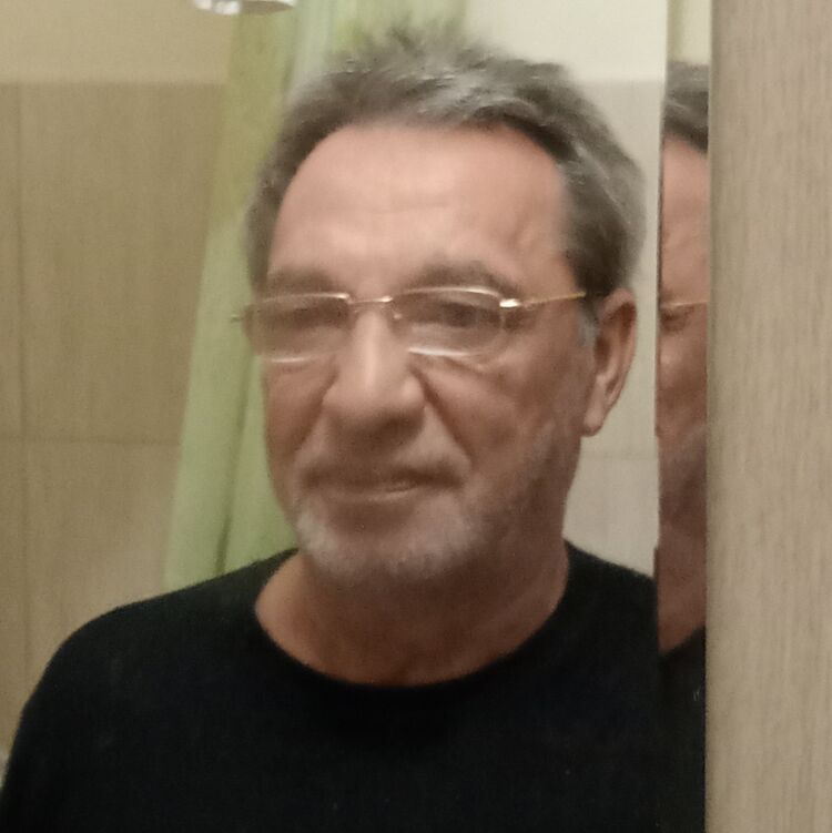  42653819  , 68 ,    -