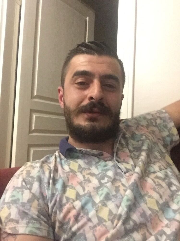 43202399  Onur, 33 ,    