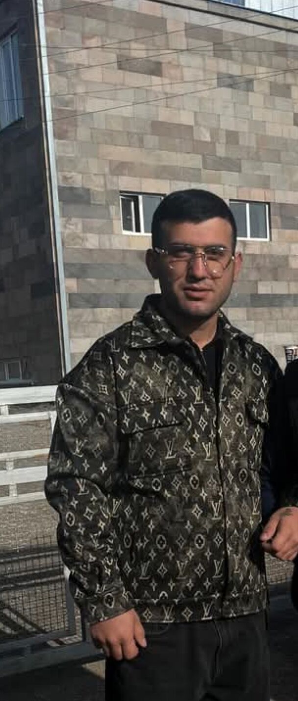  50499419  Hovo, 23 ,    Bohnice