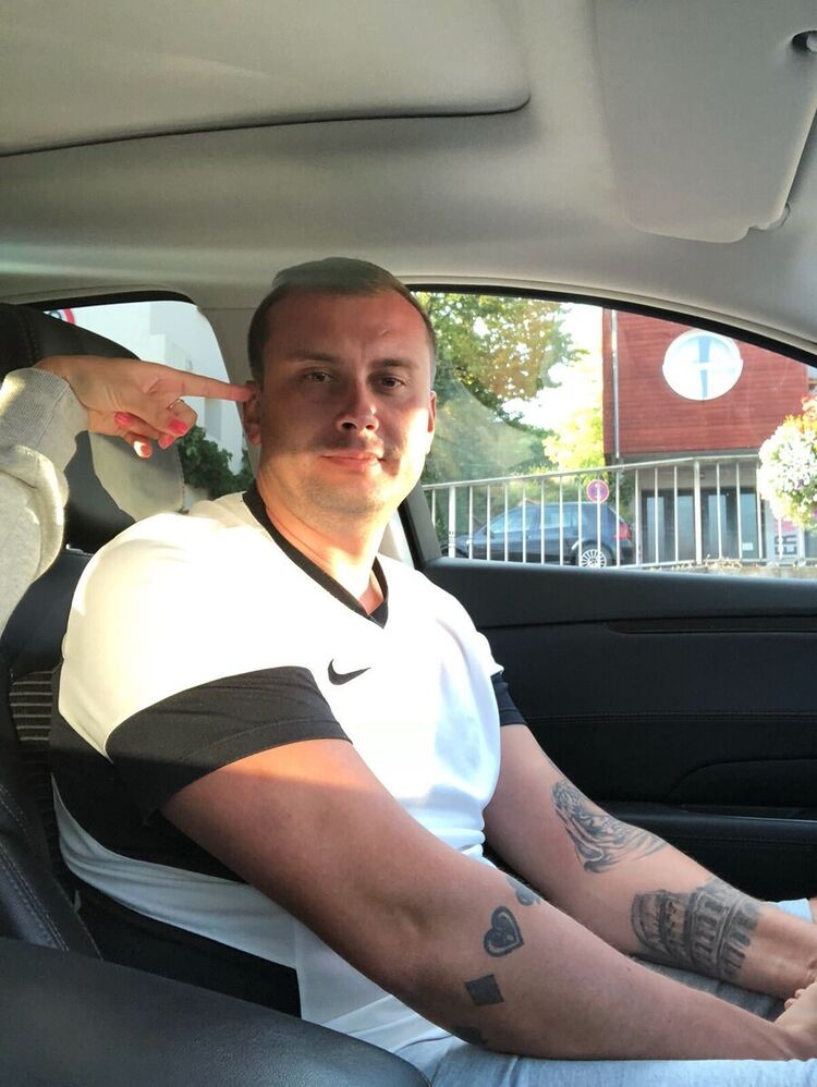  Stuttgart,   , 38 ,   