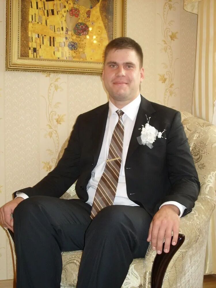  43284449  , 38 ,    -