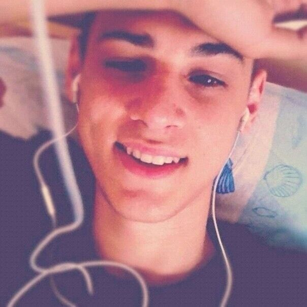  ,   Lev, 24 ,   