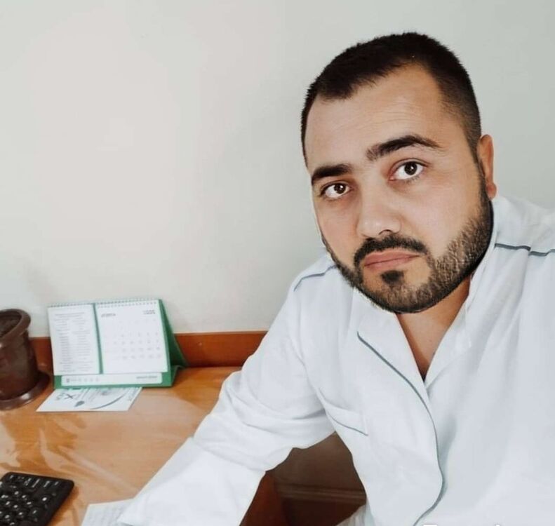  ,   Aziz, 34 ,   ,   