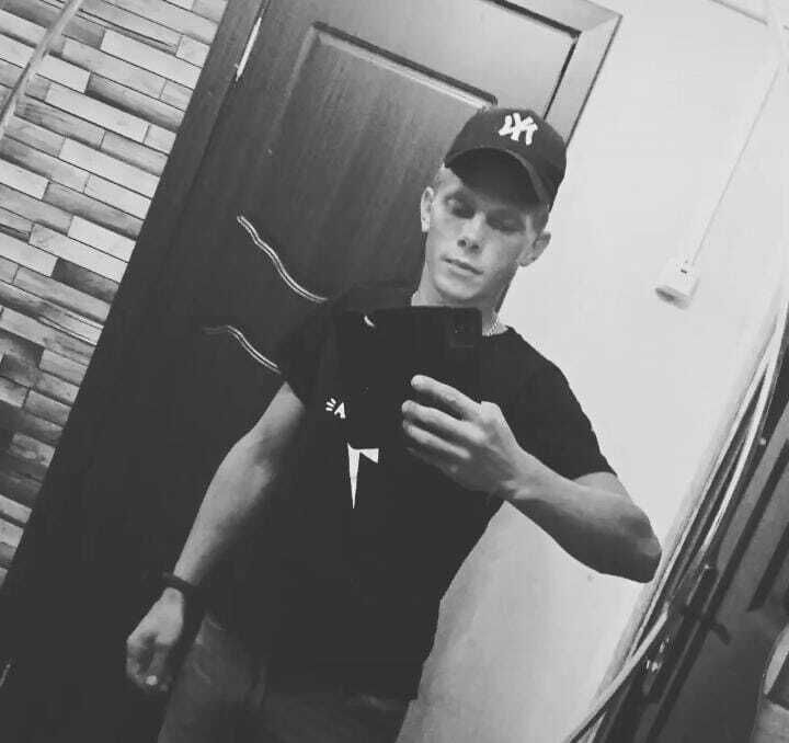 ���� 42401079 ������� ������, 32 ����, ���� ���������� � �������������