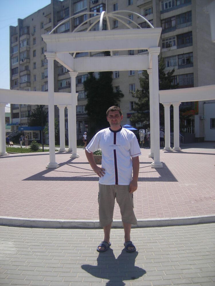  4237809  Slava, 47 ,    