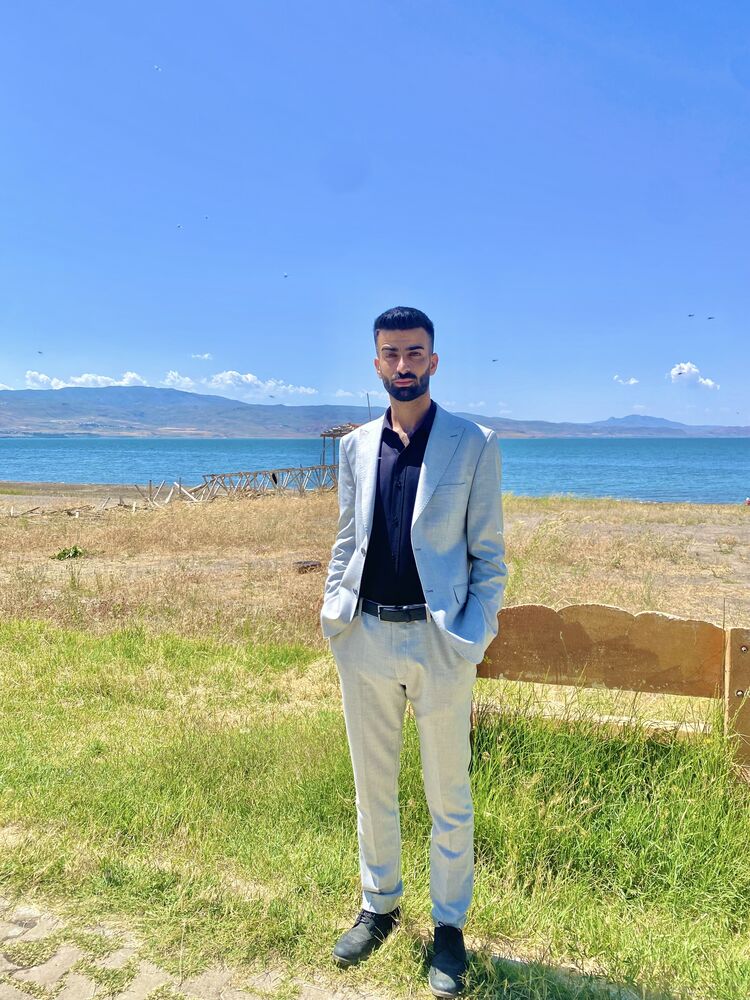 ���������� Esenyurt, ���� ����� Osman, 25 ���, ������������ ��� ������, ����� � ���������