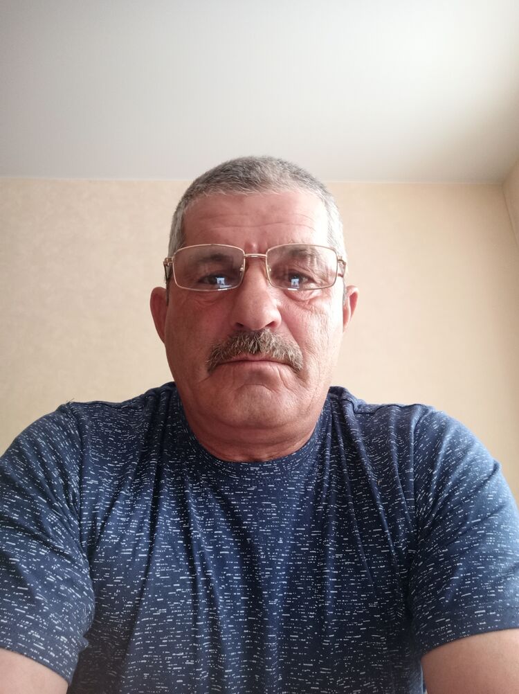  ,   Magomed, 64 ,   ,   