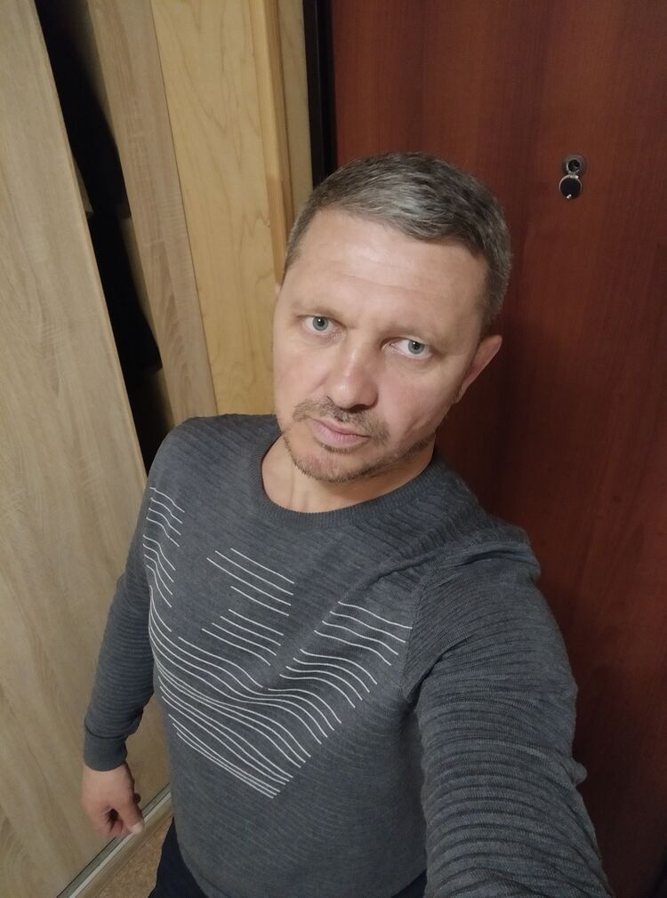  27953439  , 52 ,    