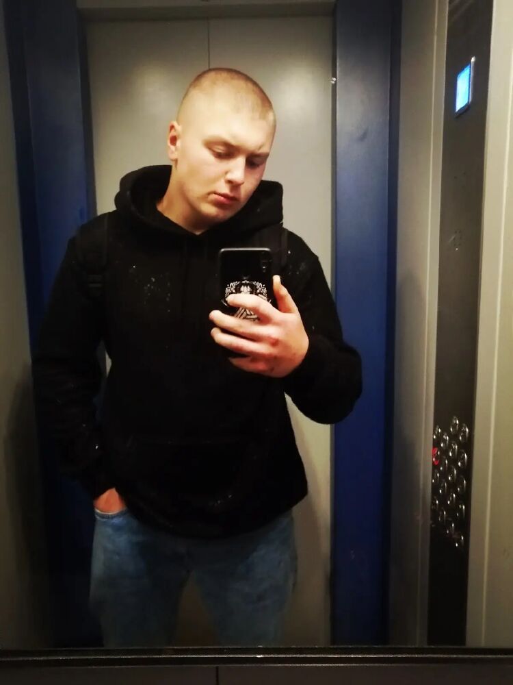  31770569  , 21 ,    