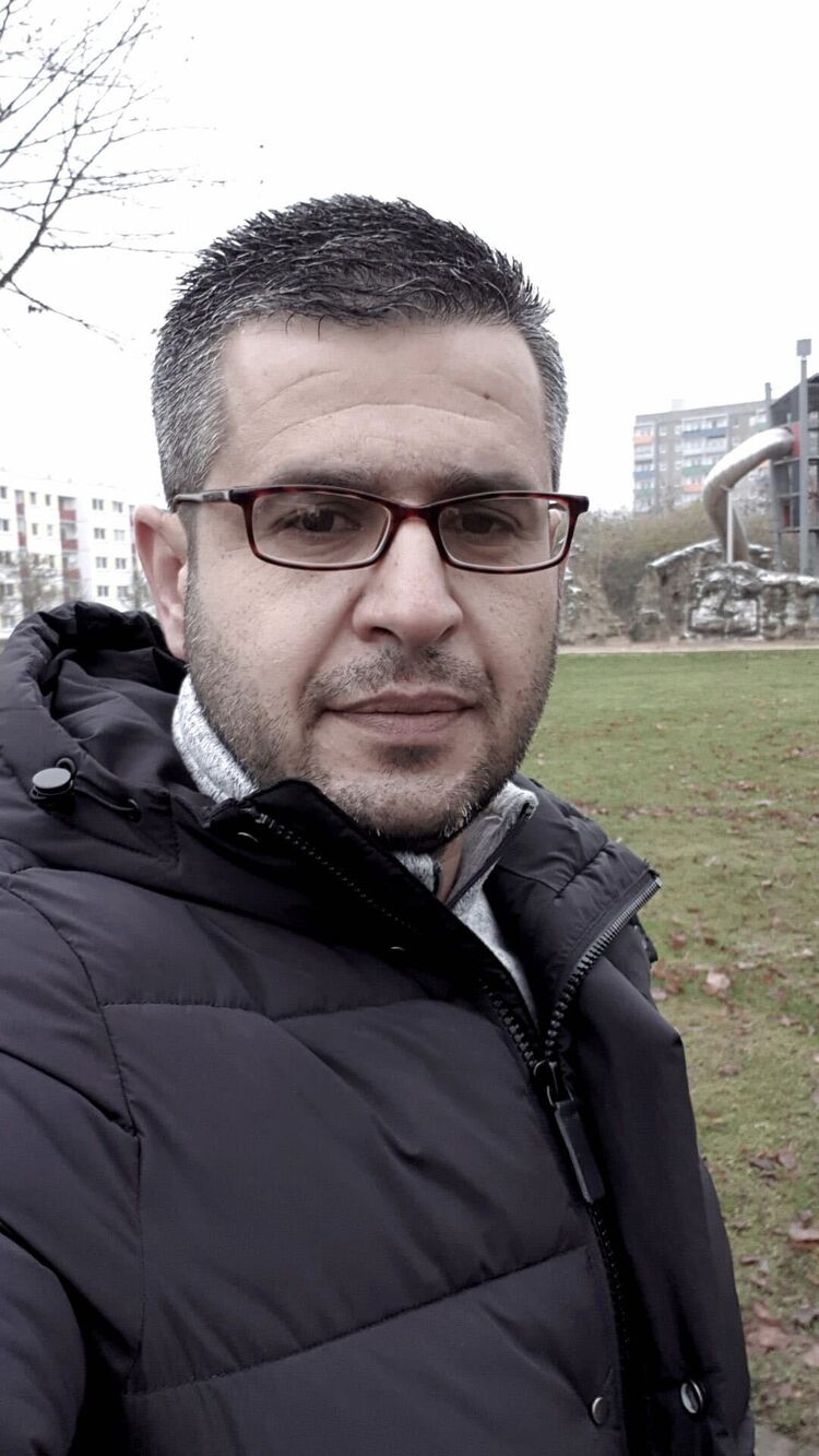  41349099  Mohammad, 43 ,    