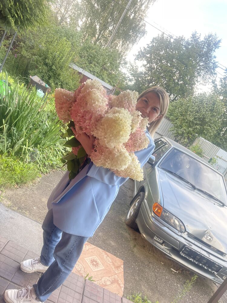  53612599  Maria, 45 ,    