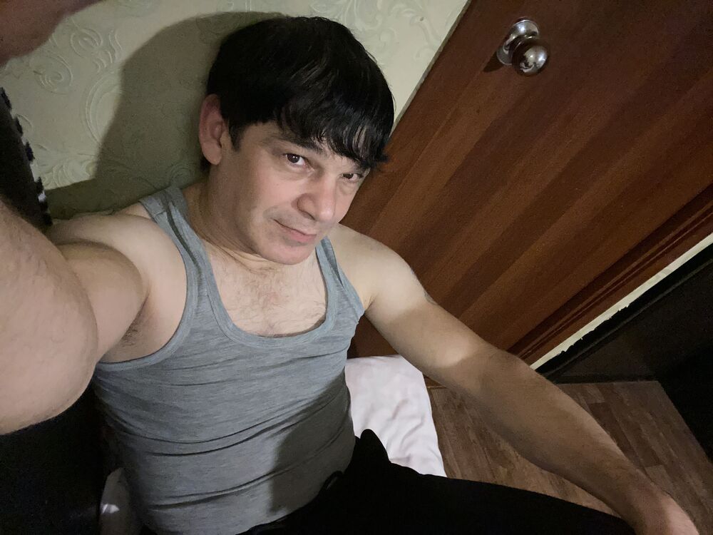  46933369  , 42 ,    