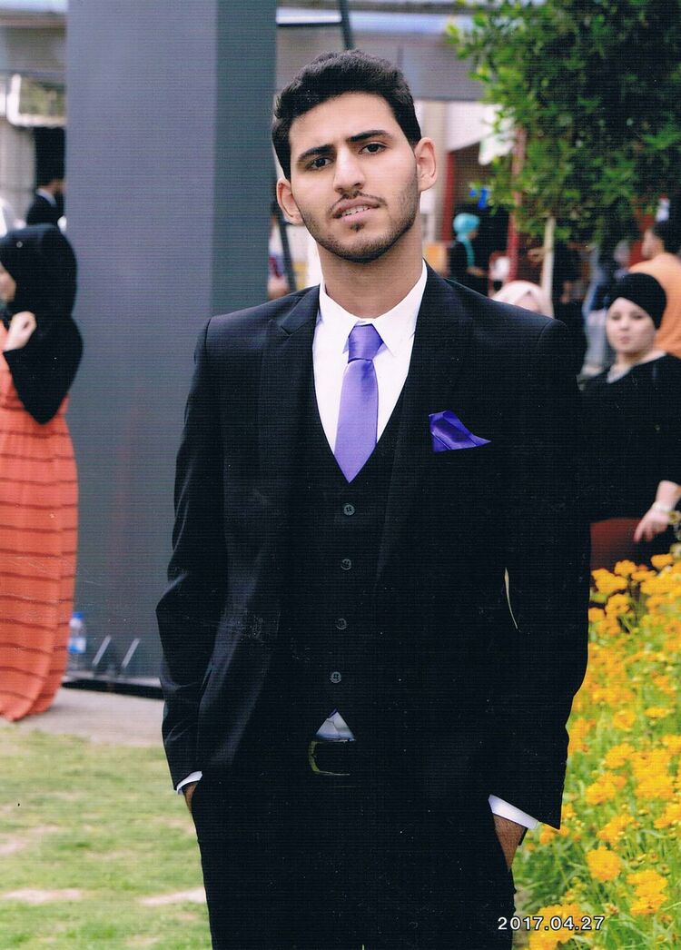  ,   Ali, 29 ,   ,   