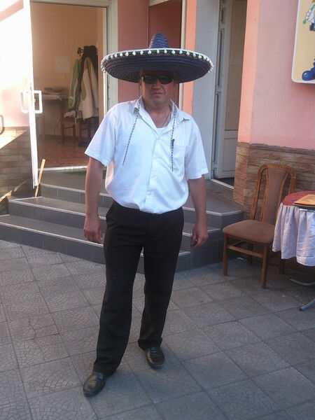  4498099  Naik, 52 ,    