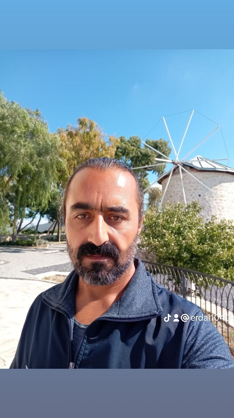  43807619  Erdal, 46 ,    Kotor
