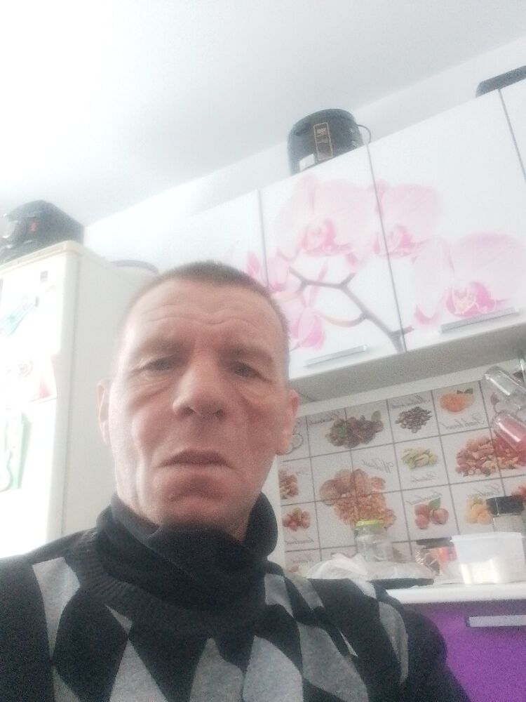  41587879  , 45 ,    