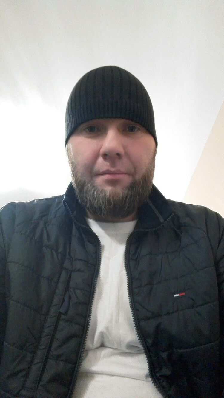  31350629  Konstantins, 40 ,    Lohmar