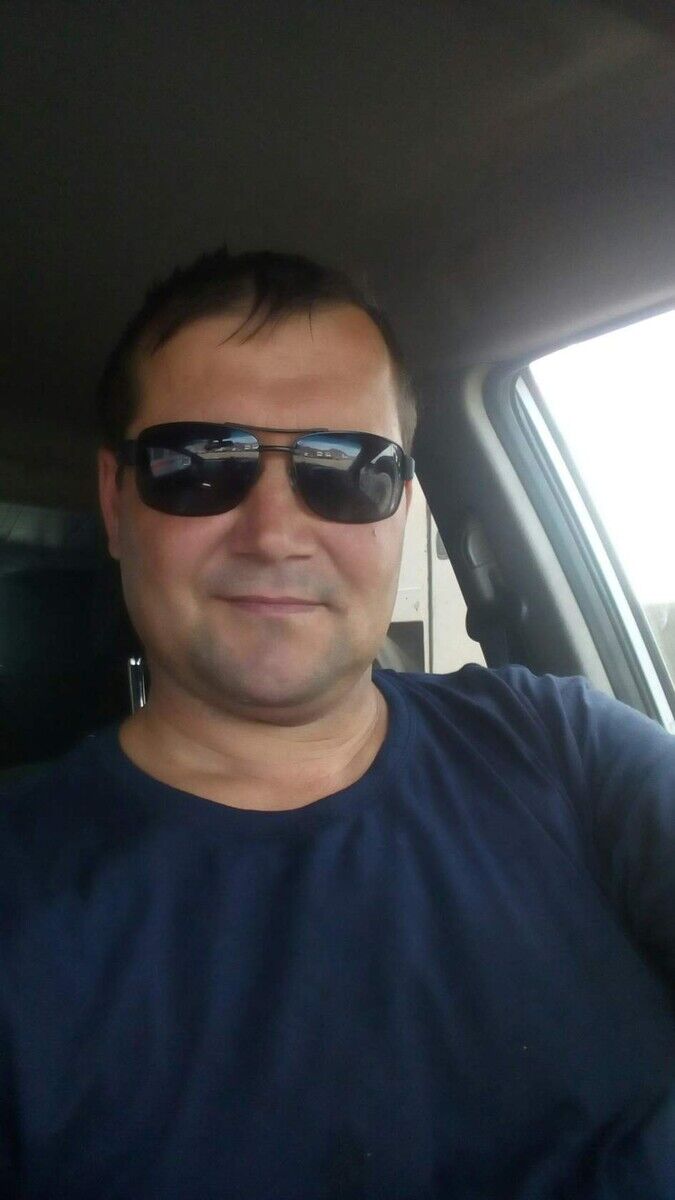  20661639  Vasilij, 47 ,    