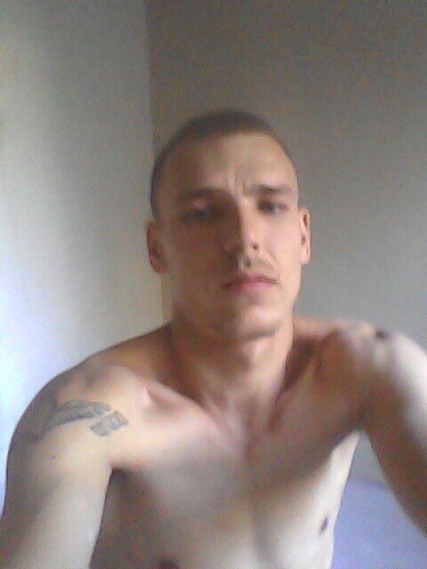  10485379  , 36 ,    