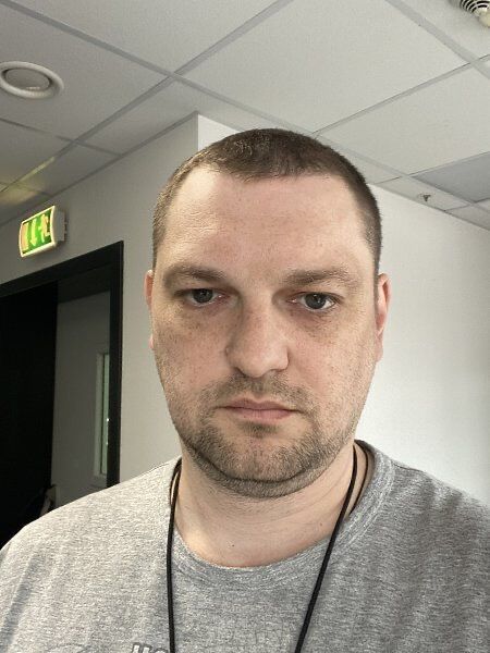  48182949  Sergei, 41 ,    