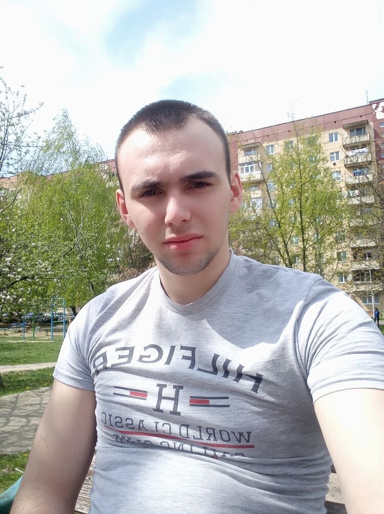  16630819  Yriy, 27 ,    