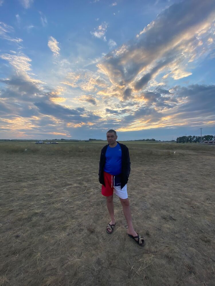  ,   Sergei, 44 ,   ,   
