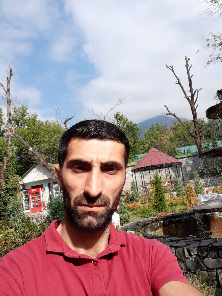  25943399  Mayil, 38 ,    