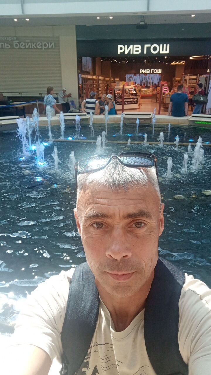  44685239  , 52 ,    