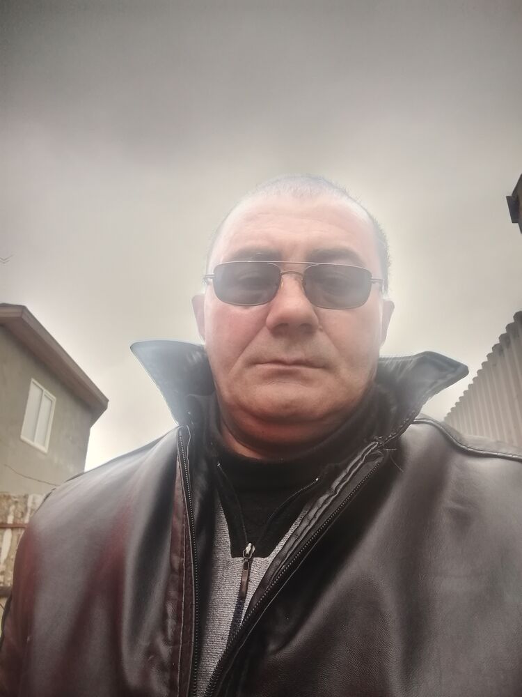  25882919  , 51 ,    