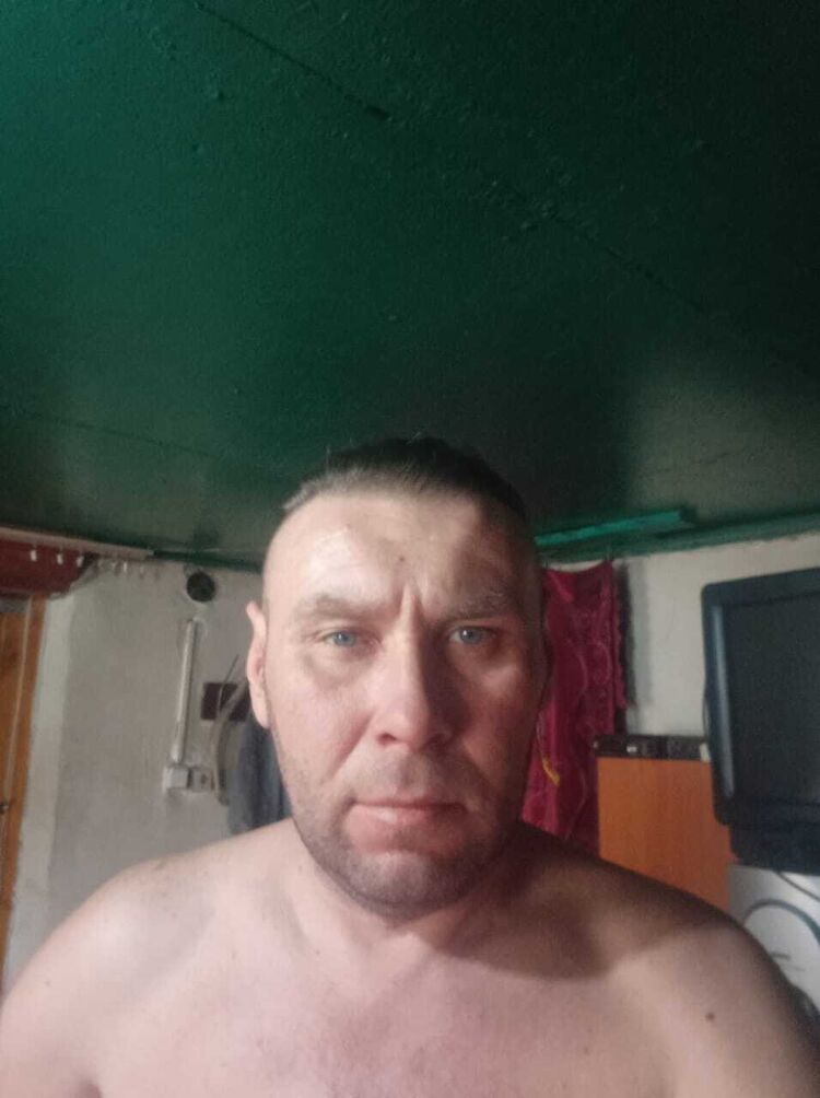  32126779  Sergey, 44 ,    