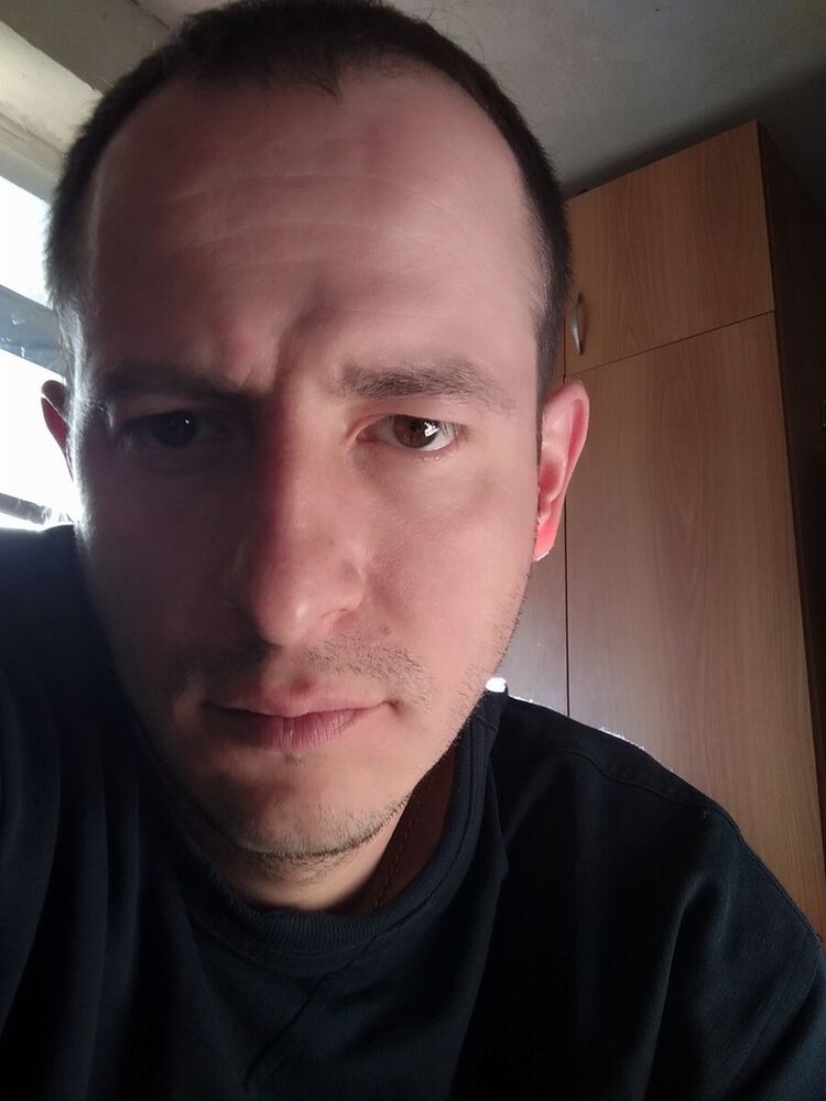  21084779  , 43 ,    
