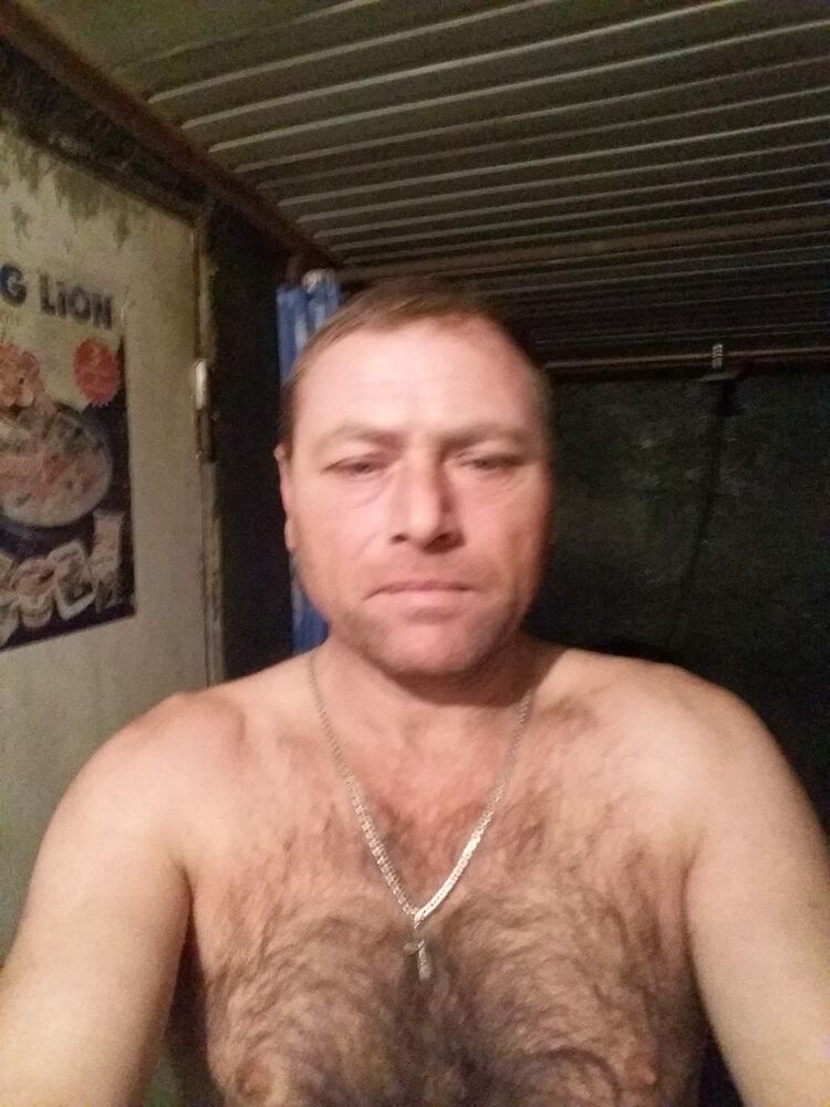  11983979  , 52 ,    