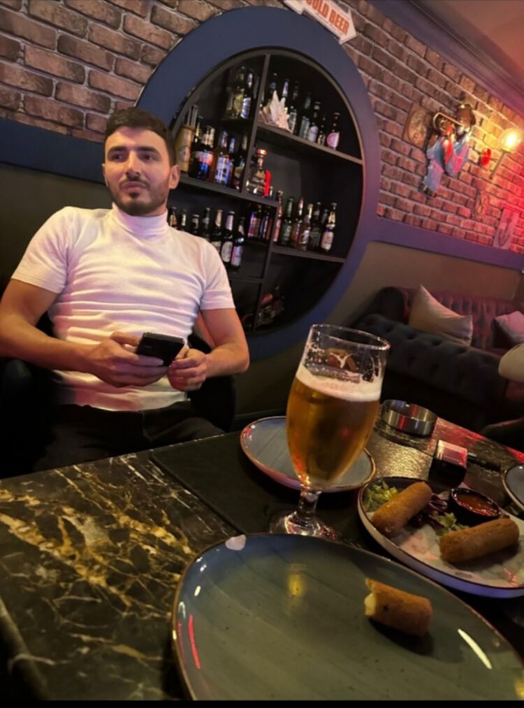  53520719  Maga, 28 ,    