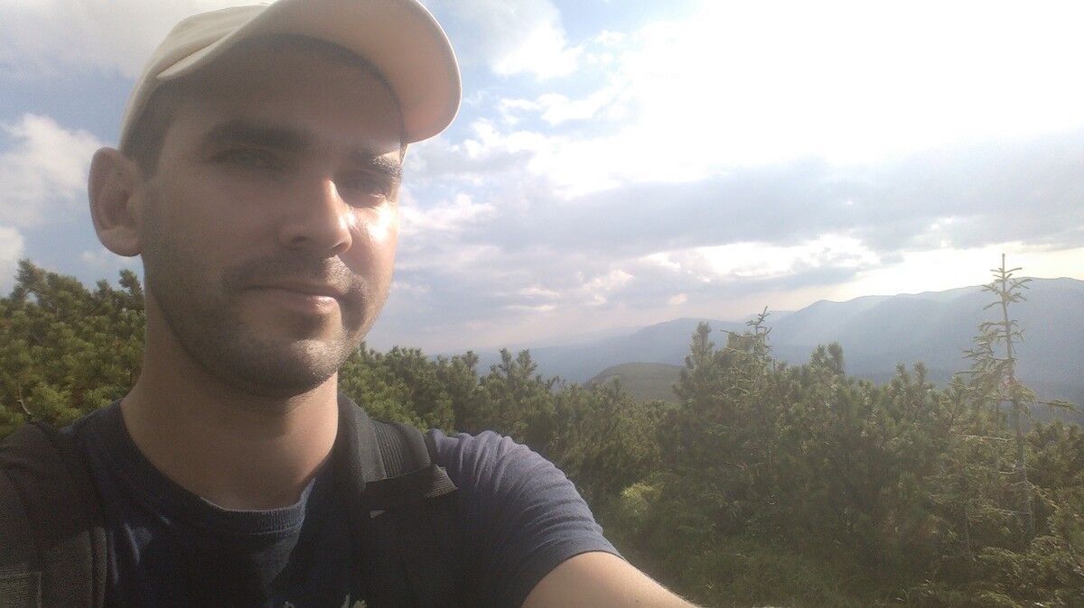  ,   Jurii, 39 ,   ,   , c 