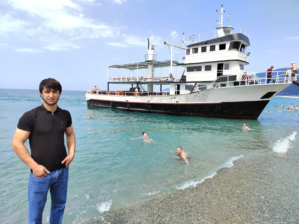  ,   Jamshed, 27 ,   ,   